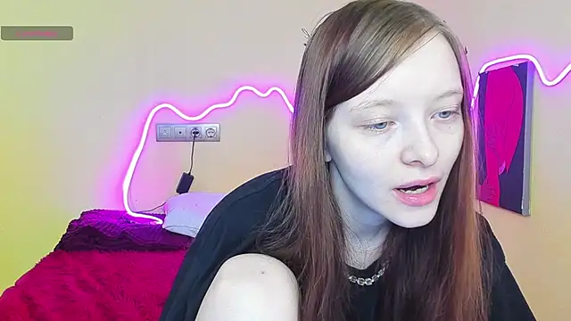 AliceHaris online show from September 2025 01:09:01 AM