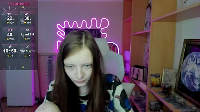 AliceHaris online show from November 2025 03:10:01 AM