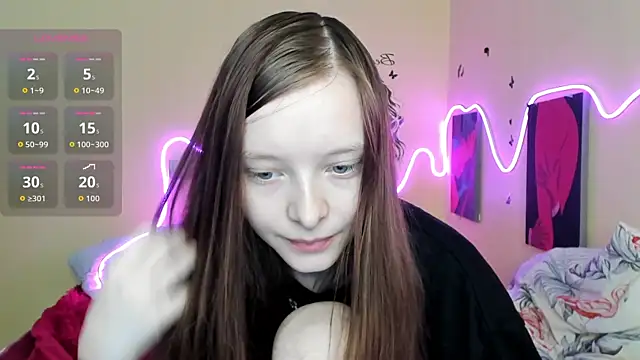 AliceHaris online show from September 2025 01:32:02 AM