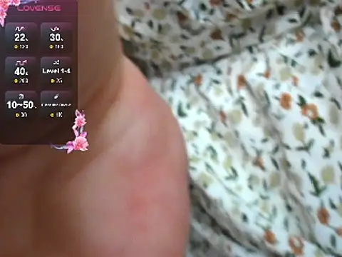 AliceHaris online show from October 2025 04:35:01 AM