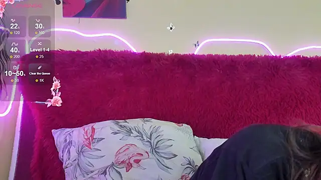 AliceHaris online show from November 2025 01:39:02 AM