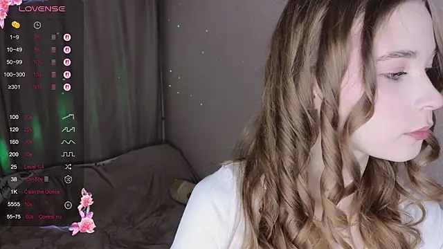 Snapshot of taddy_shy chatting on November 2025 03:39:01 PM taddy shy online show from November 2025 03:39:01 PM