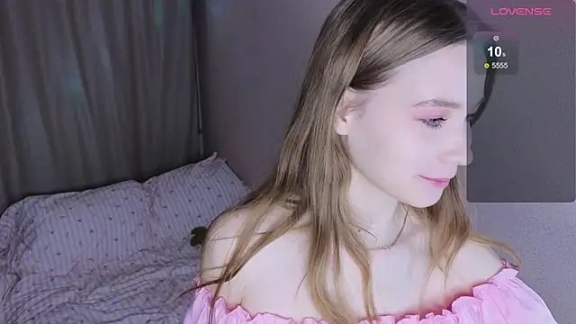 Snapshot of taddy_shy chatting on October 2025 02:46:01 PM taddy shy online show from October 2025 02:46:01 PM