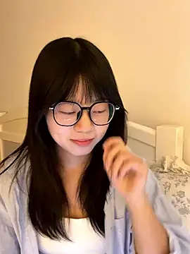 Ella-A9 online show from November 2025 07:18:01 AM