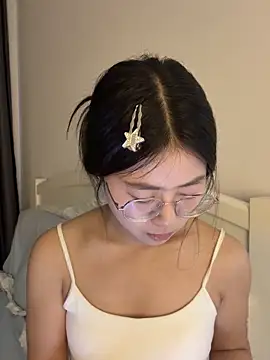 Ella-A9 online show from September 2025 06:41:02 AM