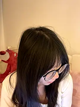 Ella-A9 online show from December 2025 03:29:02 AM