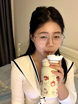 Ella-A9 online show from September 2025 06:25:02 PM