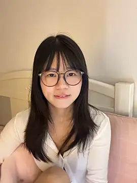 Ella-A9 online show from October 2025 02:21:03 AM