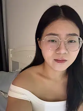 Ella-A9 online show from September 2025 02:56:02 PM