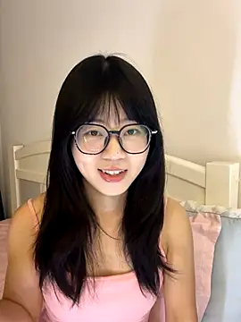 Ella-A9 online show from November 2025 12:20:01 PM