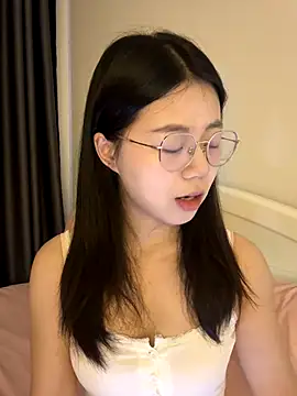 Ella-A9 online show from September 2025 04:23:01 AM