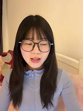 Ella-A9 online show from November 2025 03:12:01 PM