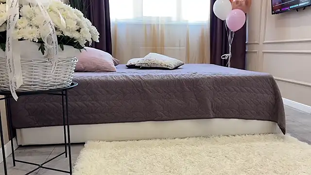 daniellia  online show from March 2026 10:20:02 AM