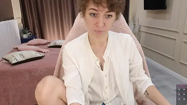 daniellia  online show from October 2025 09:11:01 AM