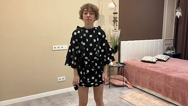 daniellia  online show from November 2025 09:24:02 AM