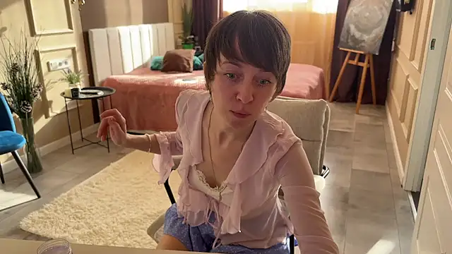 daniellia  online show from April 2026 02:18:01 PM