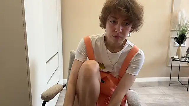 daniellia  online show from November 2025 08:51:02 AM