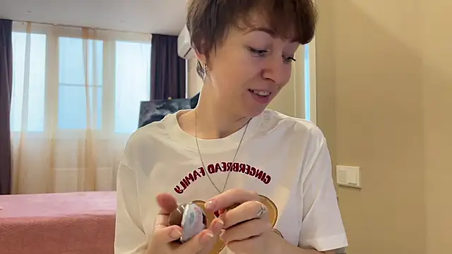 daniellia  online show from December 2025 09:22:02 AM