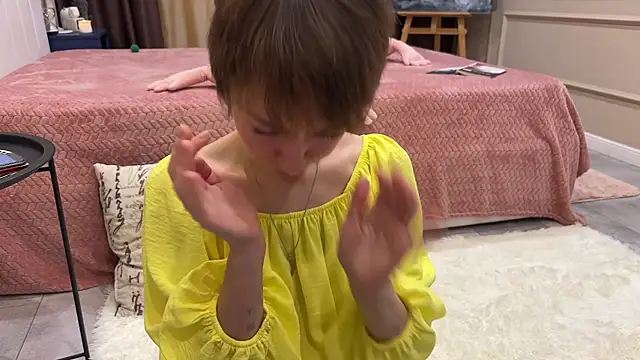 daniellia  online show from December 2025 03:02:02 PM