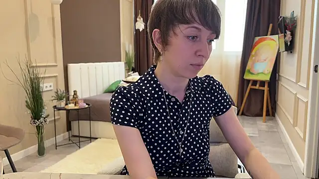 daniellia  online show from May 2026 02:26:01 PM