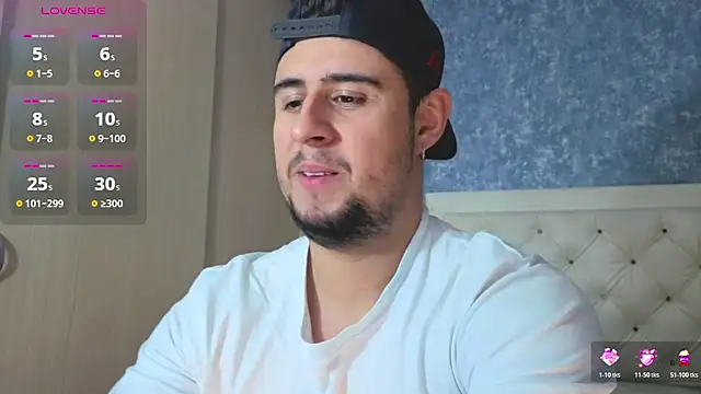 ryan evanss online show from December 2025 10:32:01 PM