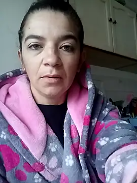 alinaalinutzq online show from November 2025 06:01:02 AM