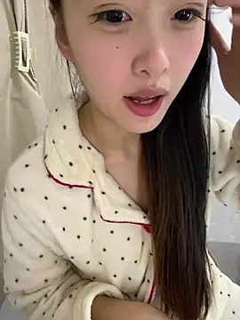MengMeng0515 online show from May 2026 10:20:02 AM