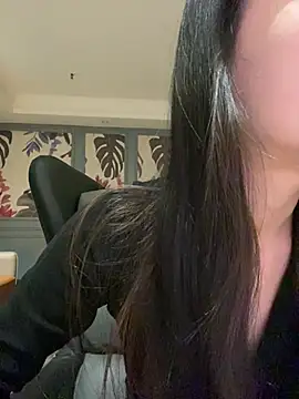 MengMeng0515 online show from February 2026 12:47:02 PM