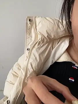 Snapshot of MengMeng0515 chatting on November 2025 06:01:02 AM MengMeng0515 online show from November 2025 06:01:02 AM