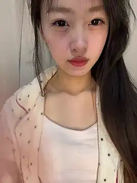 MengMeng0515 online show from April 2026 10:55:01 AM