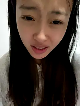 Snapshot of MengMeng0515 chatting on November 2025 01:15:02 PM MengMeng0515 online show from November 2025 01:15:02 PM