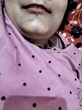 beena01 online show from October 2025 05:57:02 PM