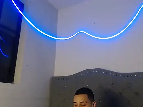 xalejo max online show from September 2025 09:29:01 PM