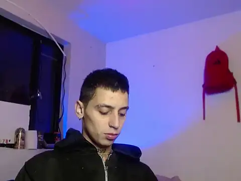 Snapshot of xalejo_max chatting on October 2025 07:32:01 PM xalejo max online show from October 2025 07:32:01 PM