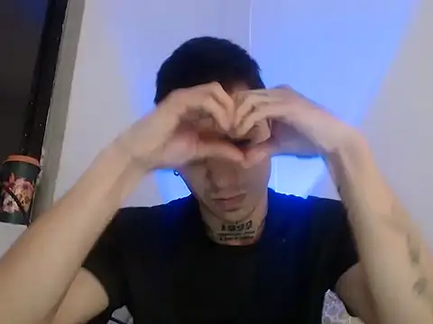 Snapshot of xalejo_max chatting on November 2025 02:22:02 PM xalejo max online show from November 2025 02:22:02 PM