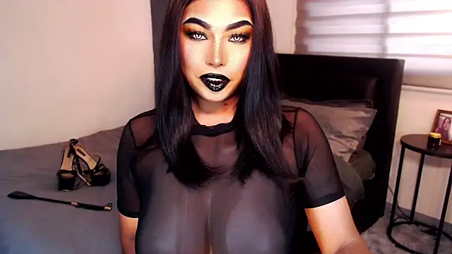 xTrixieMae online show from April 2026 03:13:01 AM