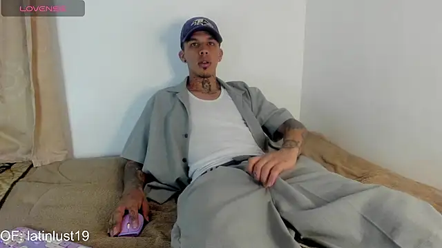 Savajelust online show from May 2026 08:26:01 PM