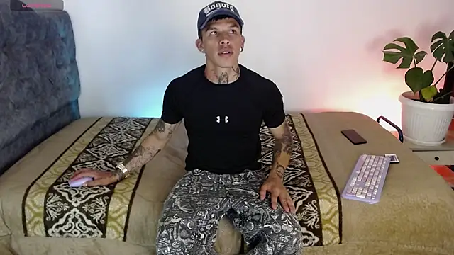 Savajelust online show from November 2025 08:56:01 PM