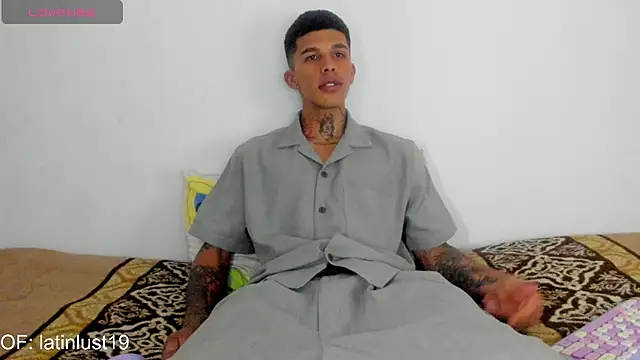 Savajelust online show from April 2026 05:16:01 PM