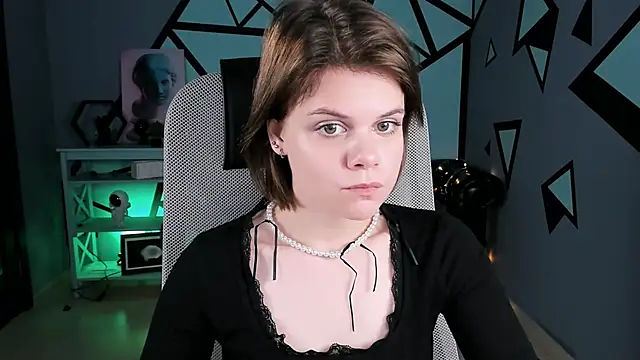 EllieMurler online show from November 2025 09:10:02 AM