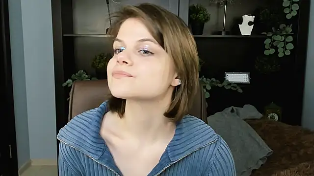 EllieMurler online show from November 2025 09:10:01 AM