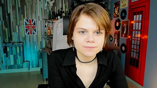 EllieMurler online show from December 2025 01:28:01 PM