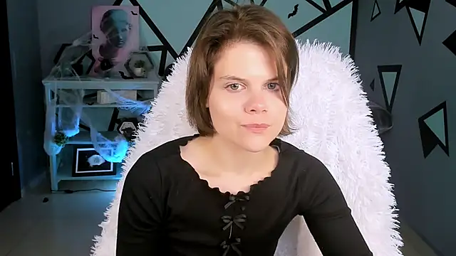 EllieMurler online show from October 2025 09:11:02 AM