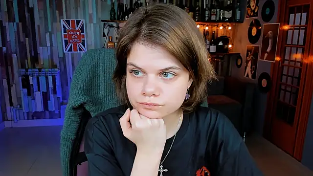 EllieMurler online show from November 2025 09:02:01 AM