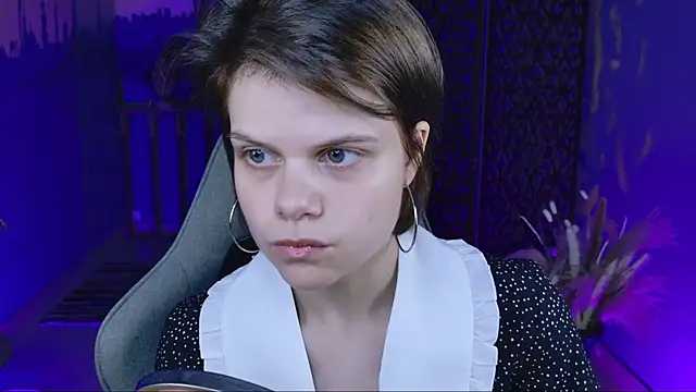 EllieMurler online show from September 2025 09:05:02 AM