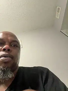 Snapshot of devon3421 chatting on November 2025 09:52:02 AM devon3421 online show from November 2025 09:52:02 AM