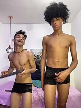 Violet Dream2 online show from April 2026 12:23:01 AM