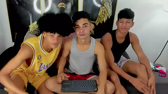 Violet Dream2 online show from December 2025 04:28:02 PM