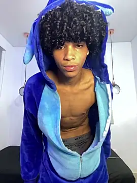 Violet Dream2 online show from April 2026 08:05:01 AM