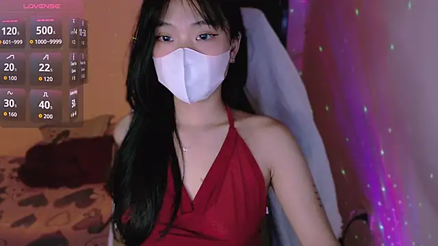 Snapshot of Phuong_Bee chatting on September 2025 01:17:01 PM Phuong Bee online show from September 2025 01:17:01 PM